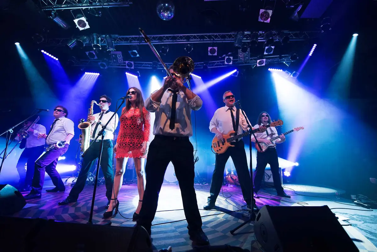Laura und ihre Tiger – 40 Jahre — Lucerna Music Bar, Prag