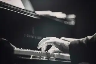 The Billie Holiday Tribute: A Journey into the Jazz Era