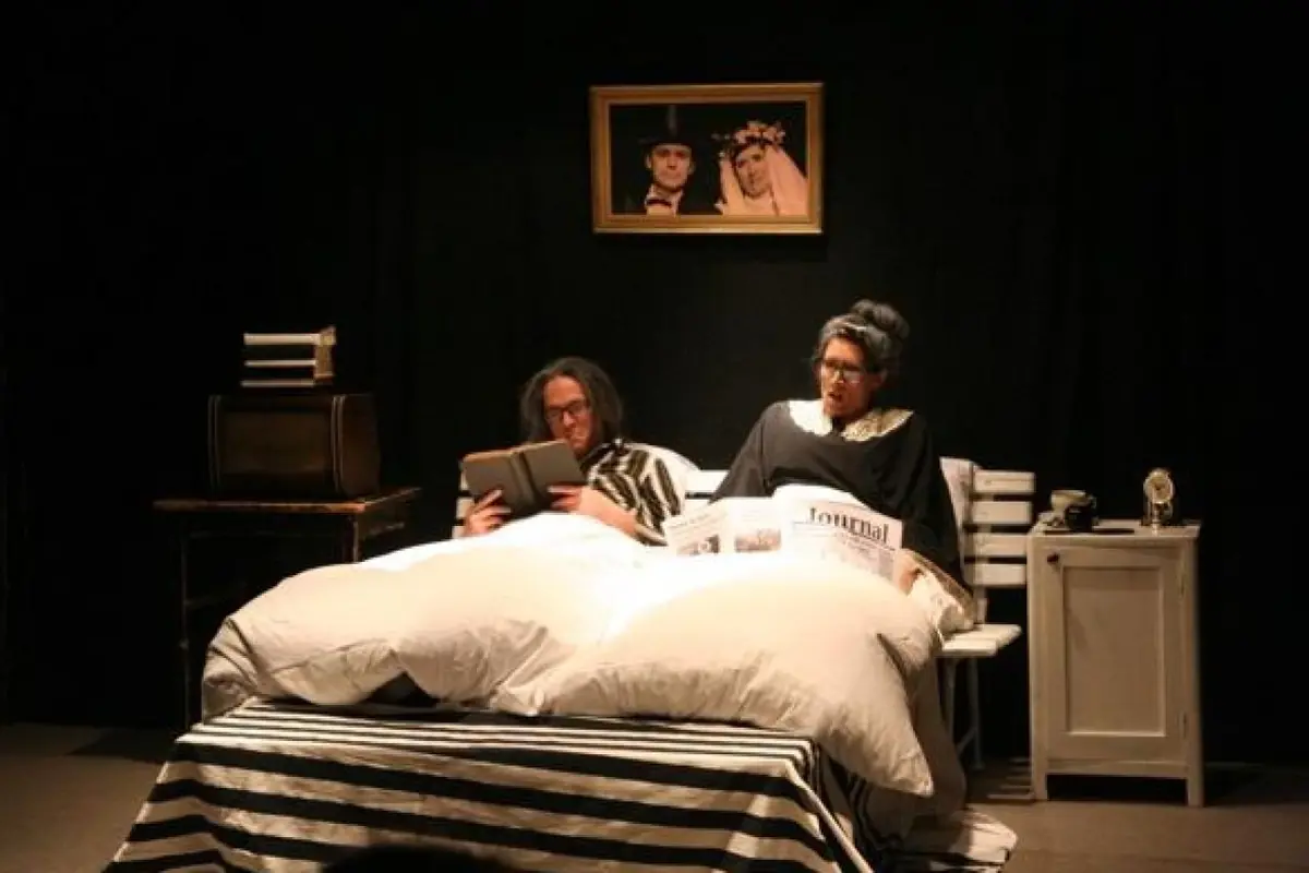 Mopslíkem z lásky — Theater Orpheus, Prag