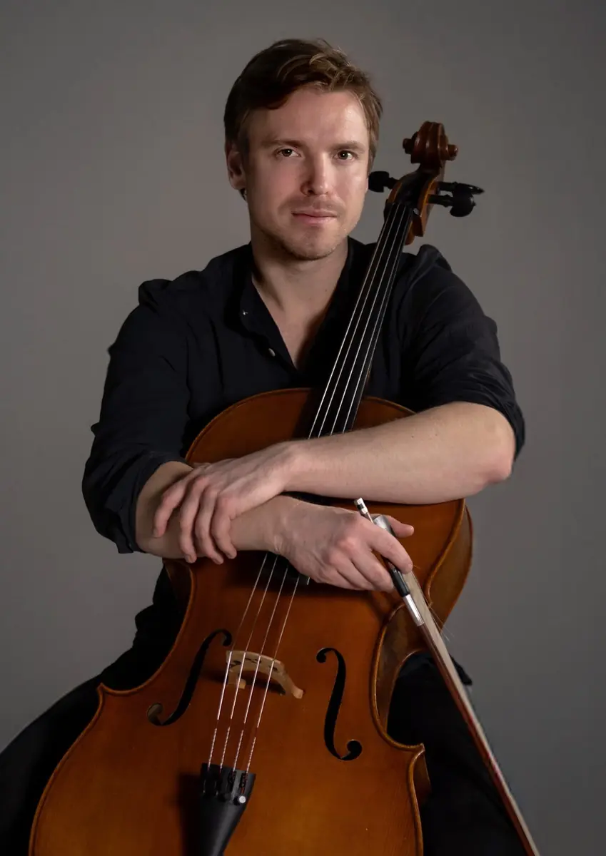 Pavel Čadek "Cellem vpřed Tour" — L´ART Café, Dvůr Králové nad Labem