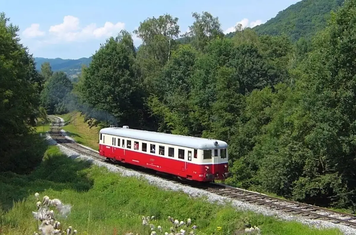 Zubrnitzer Motorenzug 2026 – Ústí nad Labem – Velké Březno – Zubrnice — Zubrnická museální železnice, Zubrnice