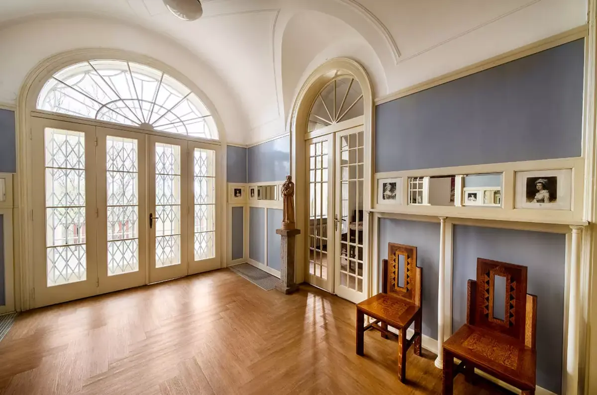 Guided Tour of Villa Primavesi Historic Rooms in Olomouc — Society of Friends of Villa Primavesi, Olomouc