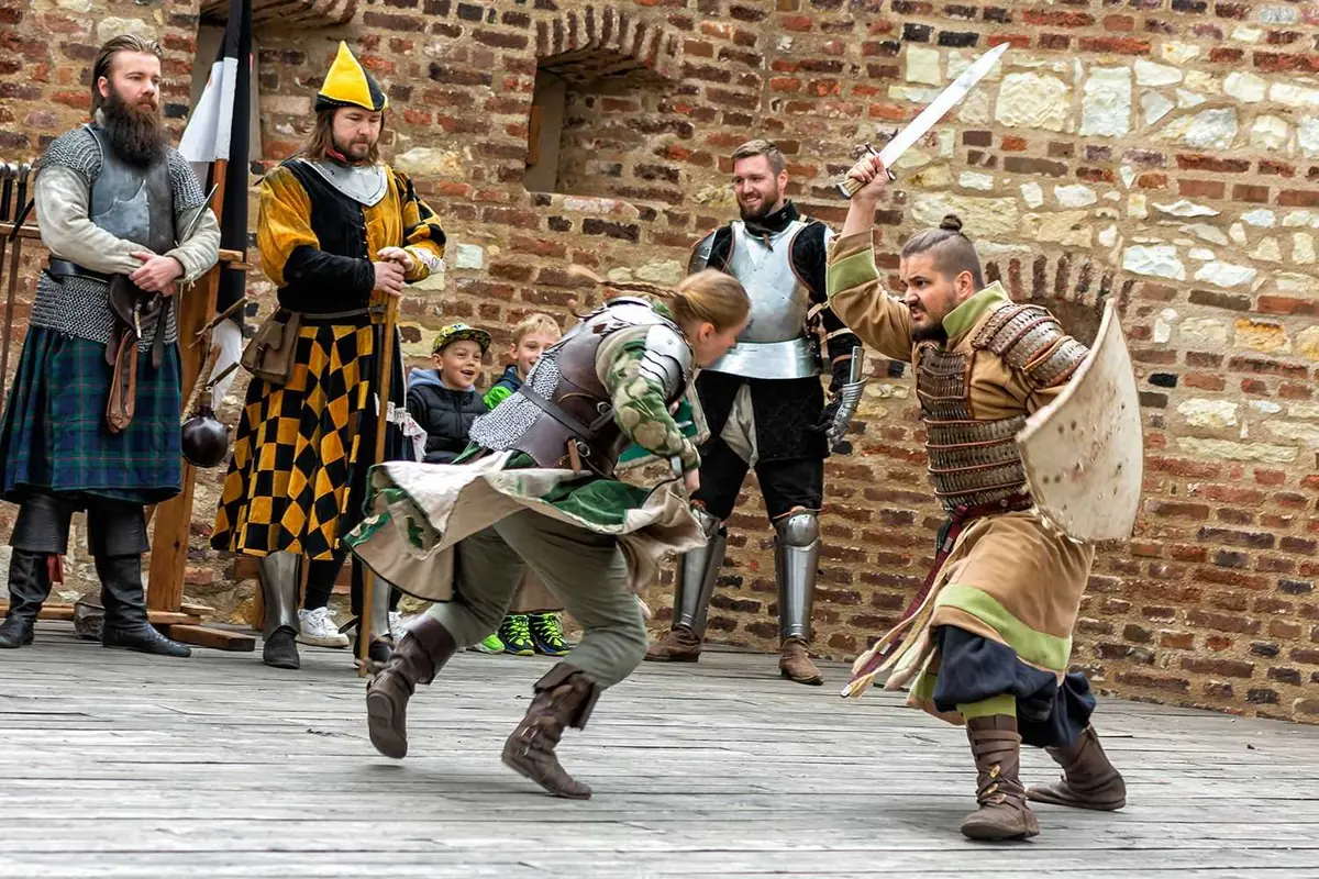 Vyšehradské šermování – odpolední blok — Letní scéna Vyšehrad, Praha