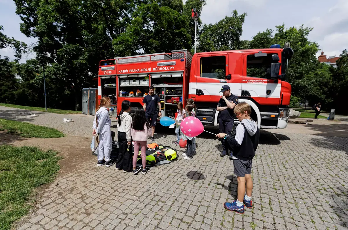 Tag des Freiwilligenengagements und der Freizeit in Prag 10 — Heroldovy sady, Praha 10, Prag