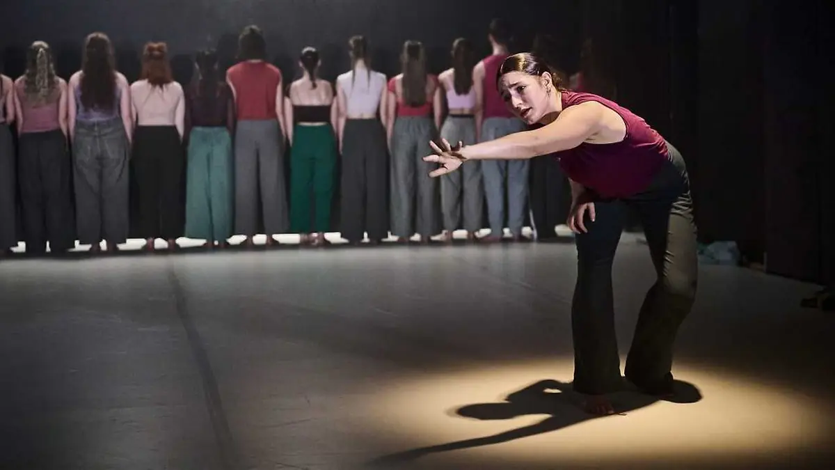 Tanzen in Harmonie — Kulturhaus Ostrov, Ostrov