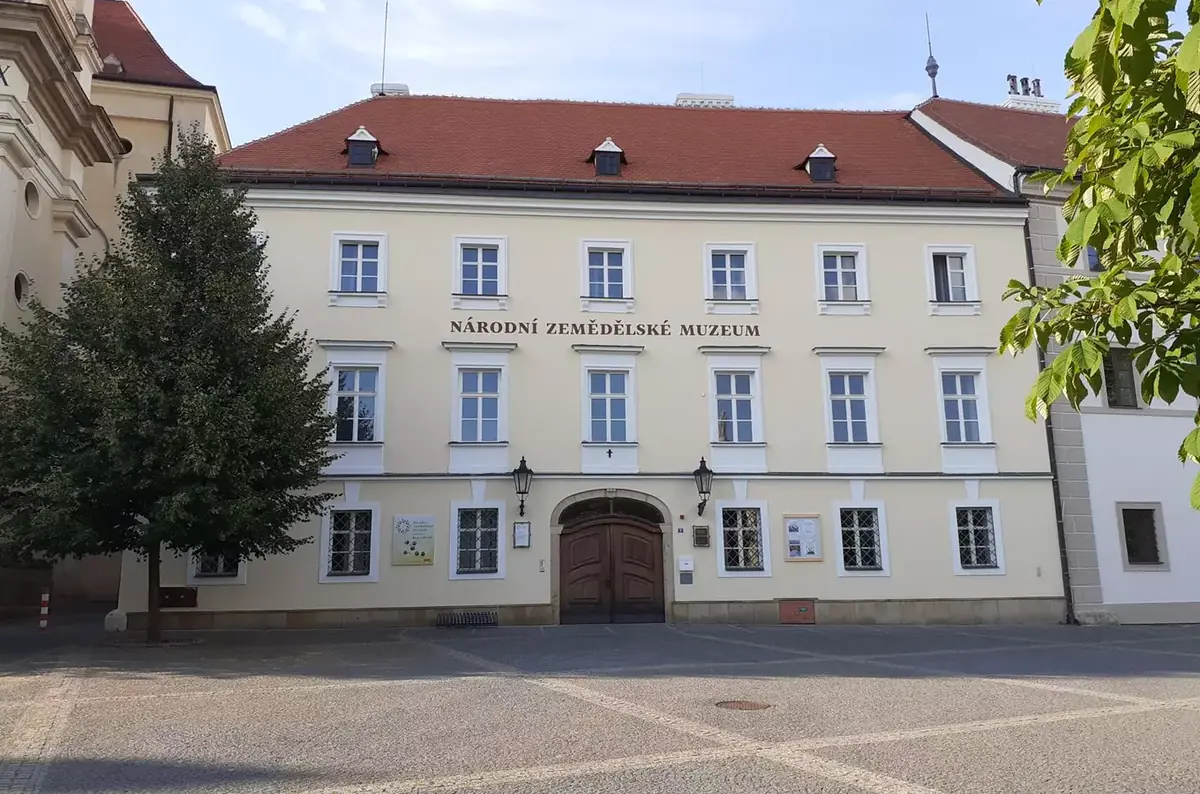 Bratři Bauerové a Valtice – výstava botanických ilustrací — Národní zemědělské muzeum Valtice, Valtice