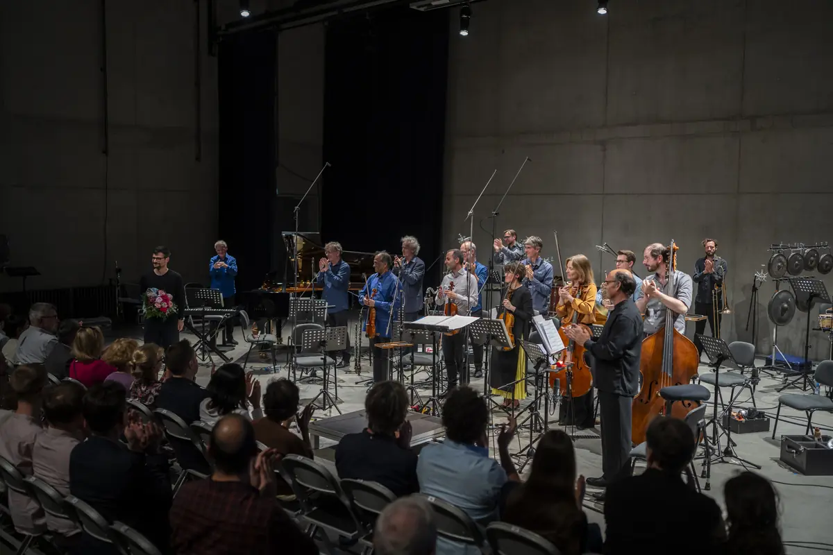 Ensemble Modern II — dox, Praha