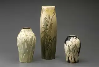 Führung durch die Ausstellung "Vase: Symbol der Kultur und des Lebens"