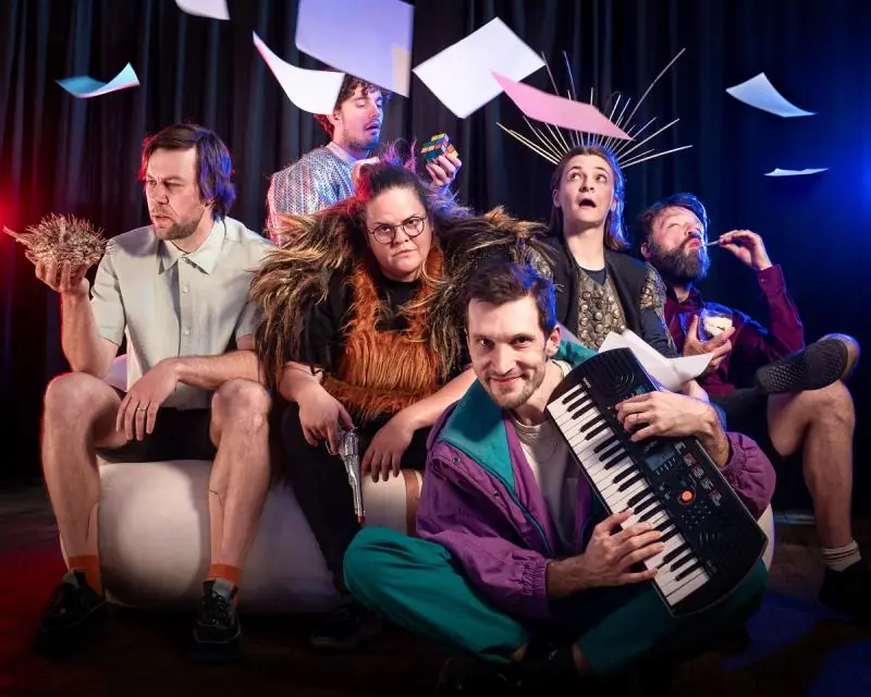 Fahrplanänderung vorbehalten — Theater Husa na Provázku, Brünn