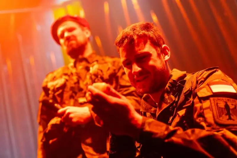 Südböhmisches Theater: Lustige Finsternis — Theater Husa na Provázku, Brünn