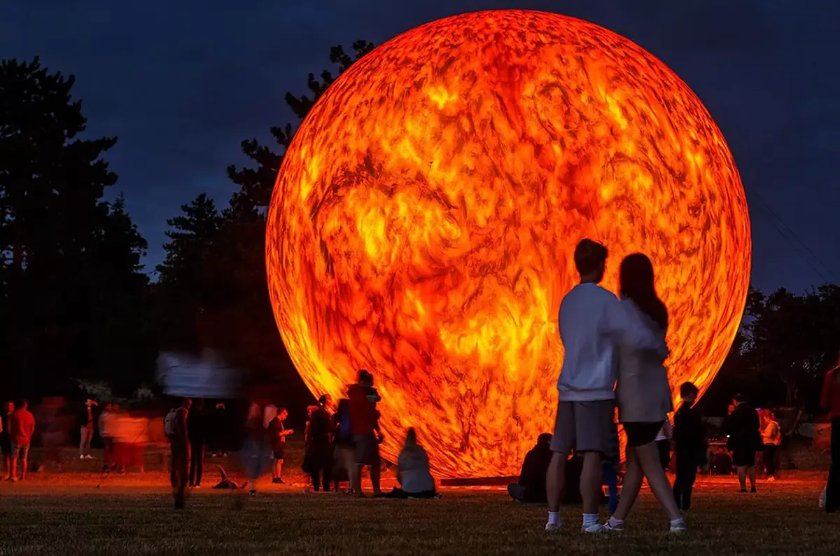 Unterhaltung unter den Mauern – Ignis Brunensis 2026 — Brno, náměstí Svobody, Brünn