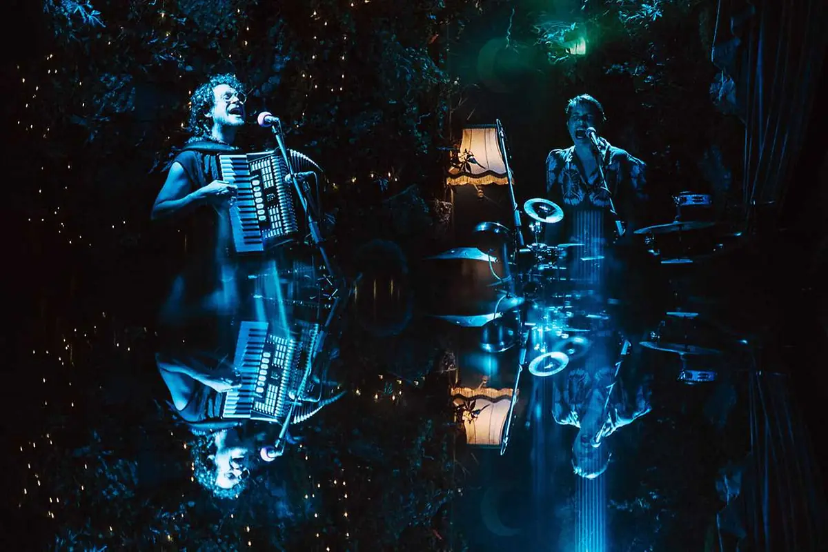 VILA live: Lunatraktors — Theater Vila Štvanice, Prag