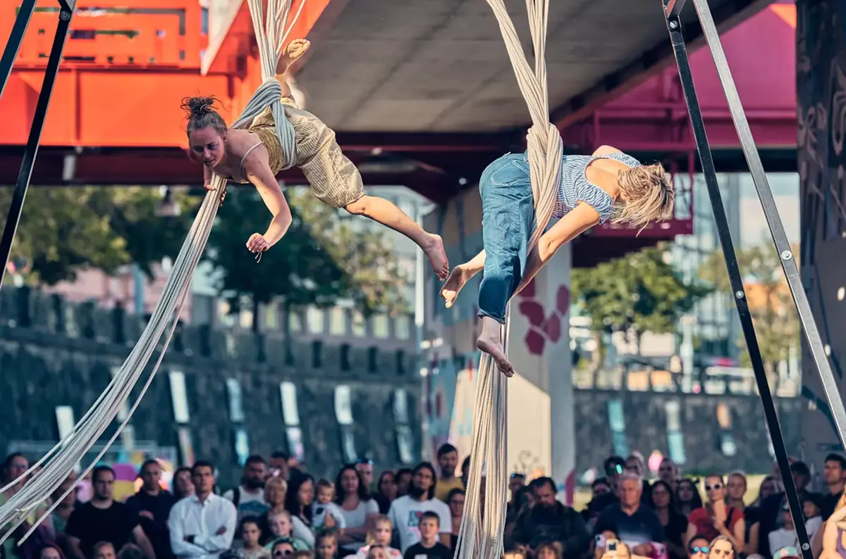 Festival nového cirkusu Žonglobalizace 2026 — Žongléros Ansámbl, z.s., Plzeň