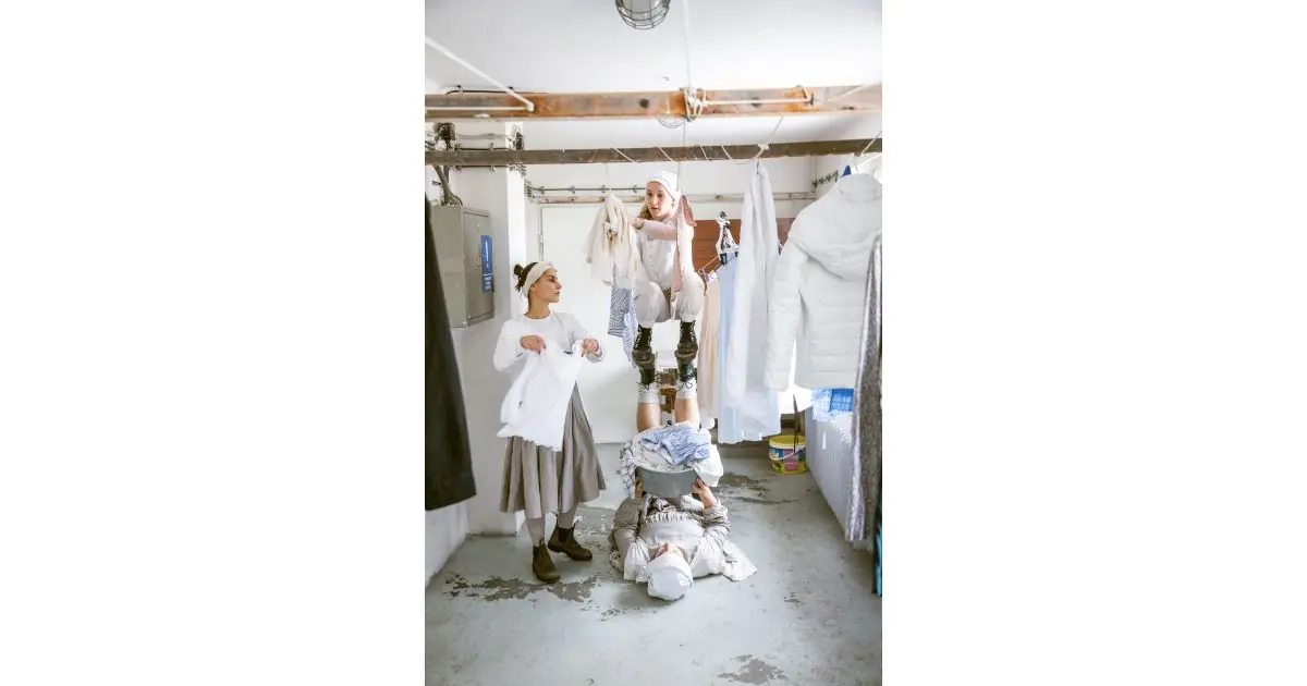 HOLEKTIV: PRADLENY — UFFO, Трутнов