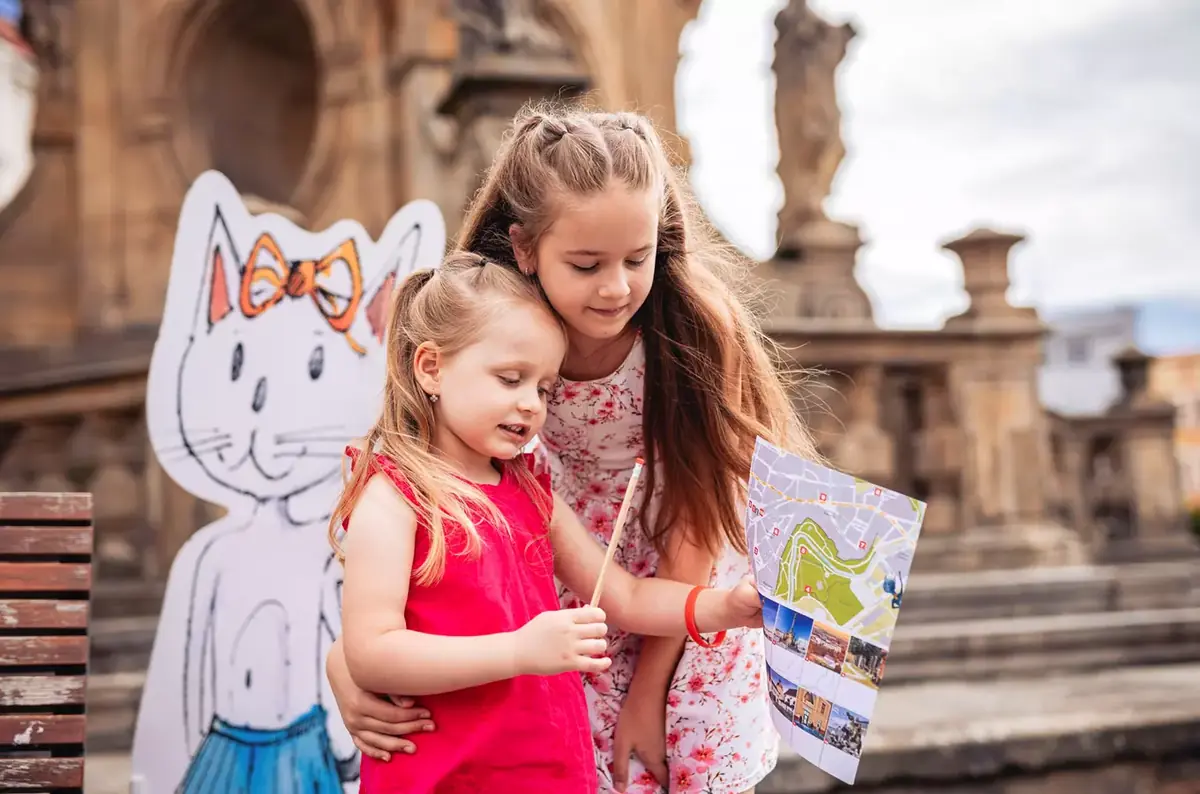 With Kitten Ola Around Olomouc – A Game for Families with Children — Informační centrum Olomouc, Olomouc