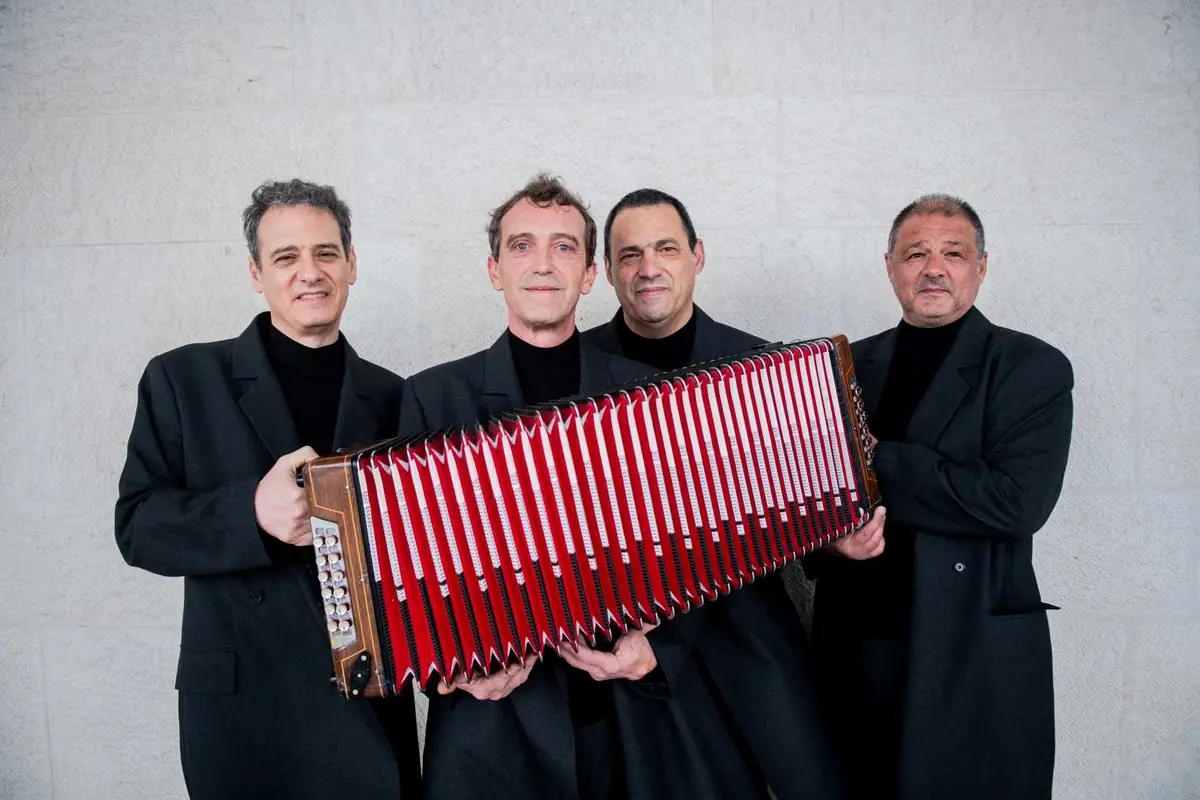 World Music: Stefano Saletti + Danças Ocultas + Júlia Kozáková — První patro, Brno