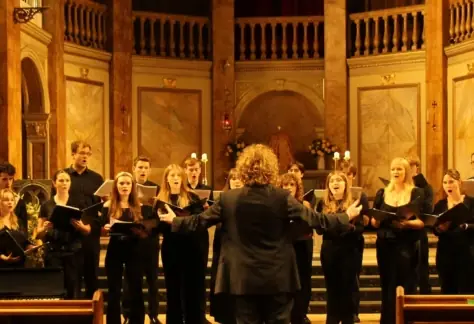 Edinburgh University Chamber Choir — Red Church, Brno