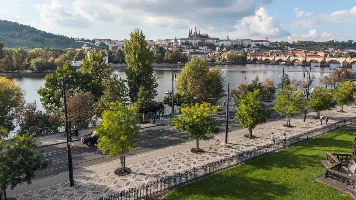Пражский климатический диалог: Жара в городе — Praha 2, Прага