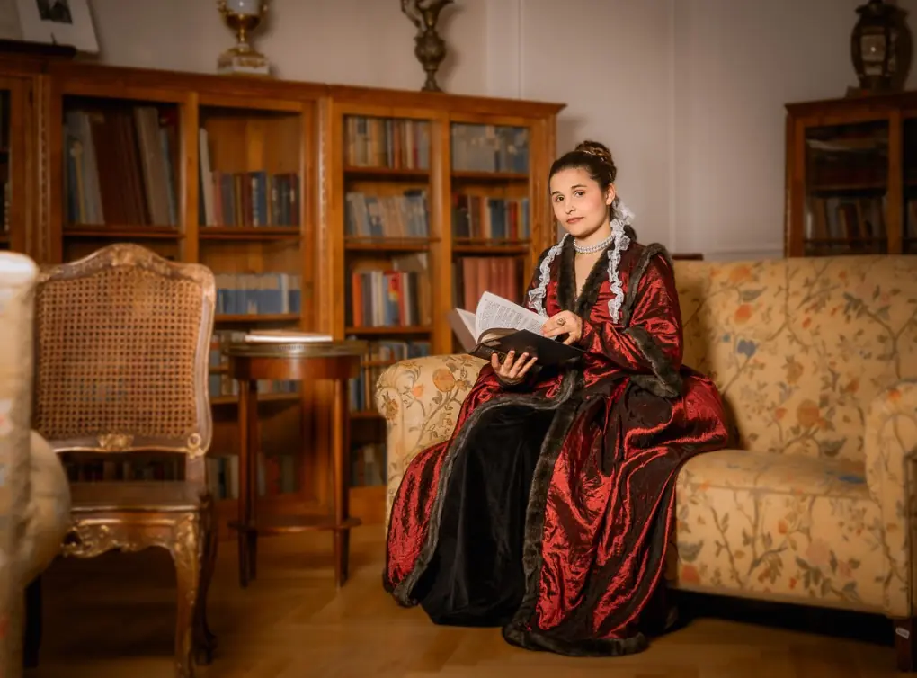 Kostümierte Führungen mit Fürstin Eleonora — Schloss Moravský Krumlov - Arkadenhof, Moravský Krumlov
