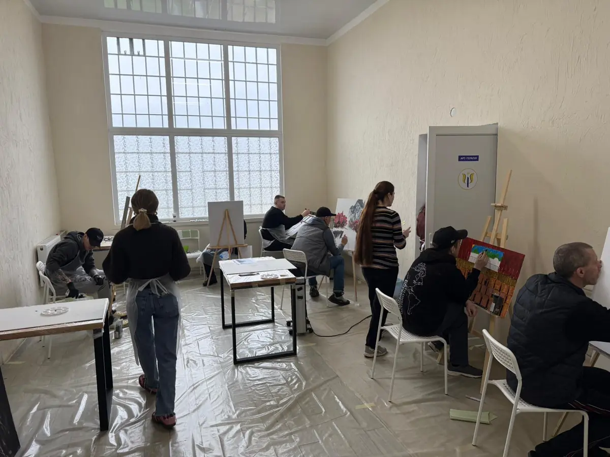 SYNAPSE// The Inside Out Art Gallery: An Artistic Exploration of the Human Condition — Kampus Hybernská, Praha