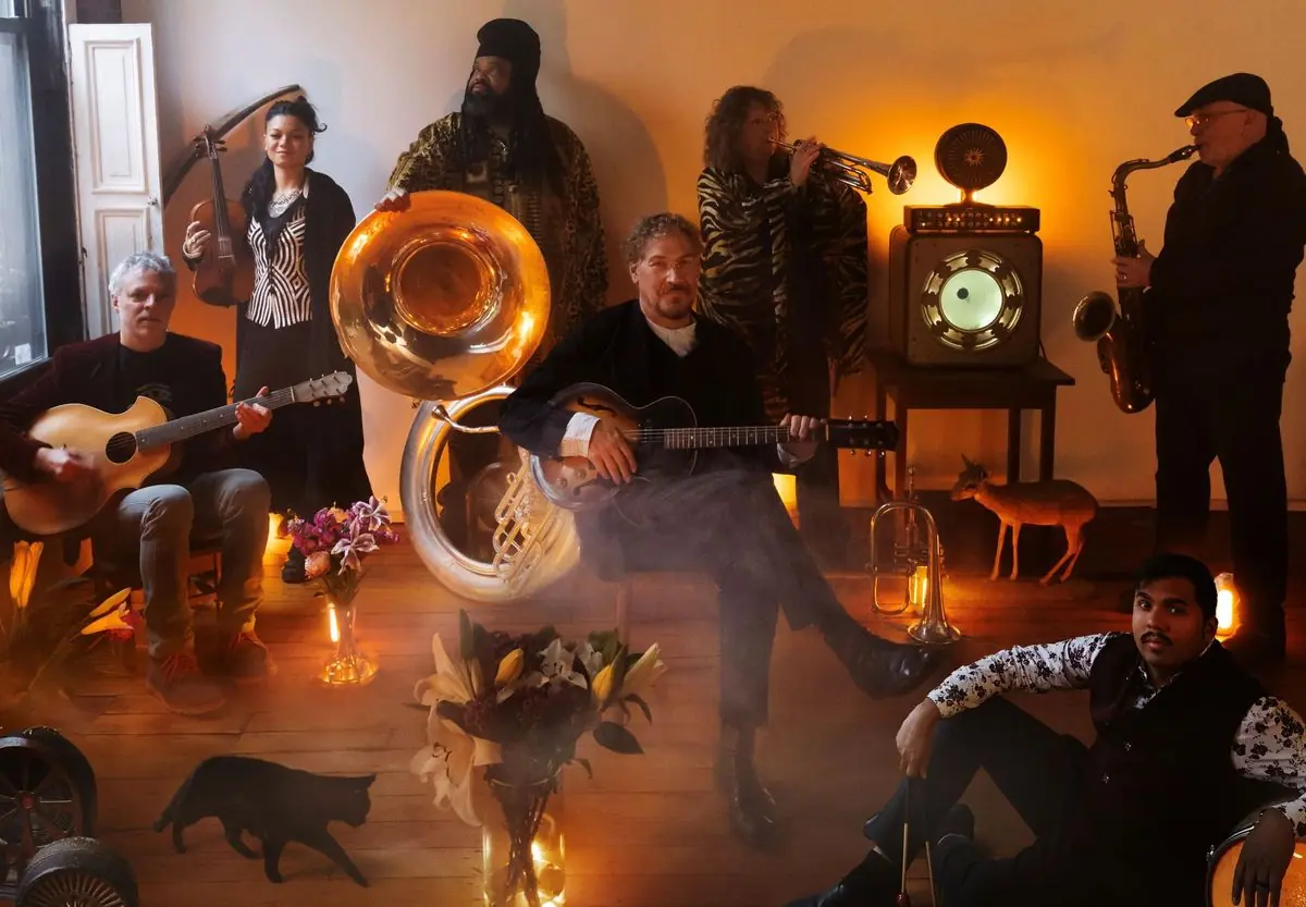 Hazmat Modine (Vereinigte Staaten) — Rock Café Prague, Prag
