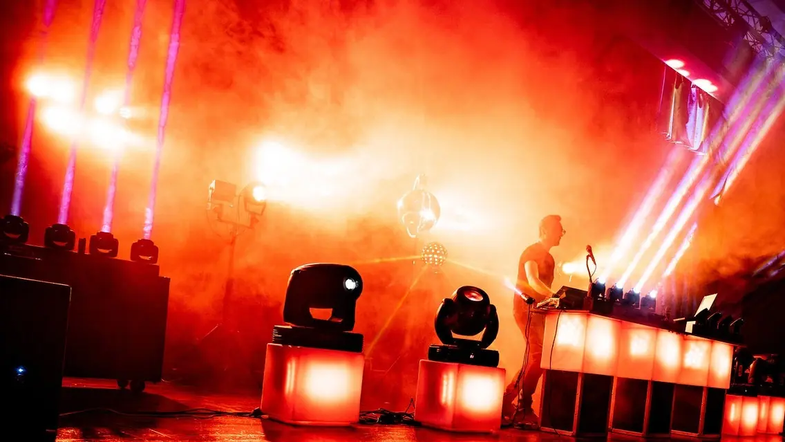 Retro Dance Party — O2 universum, Prag