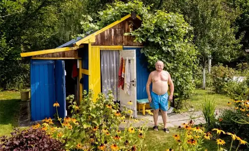 David Macháč – PRIVATE PARADISES (Allotment Gardeners as a Phenomenon)