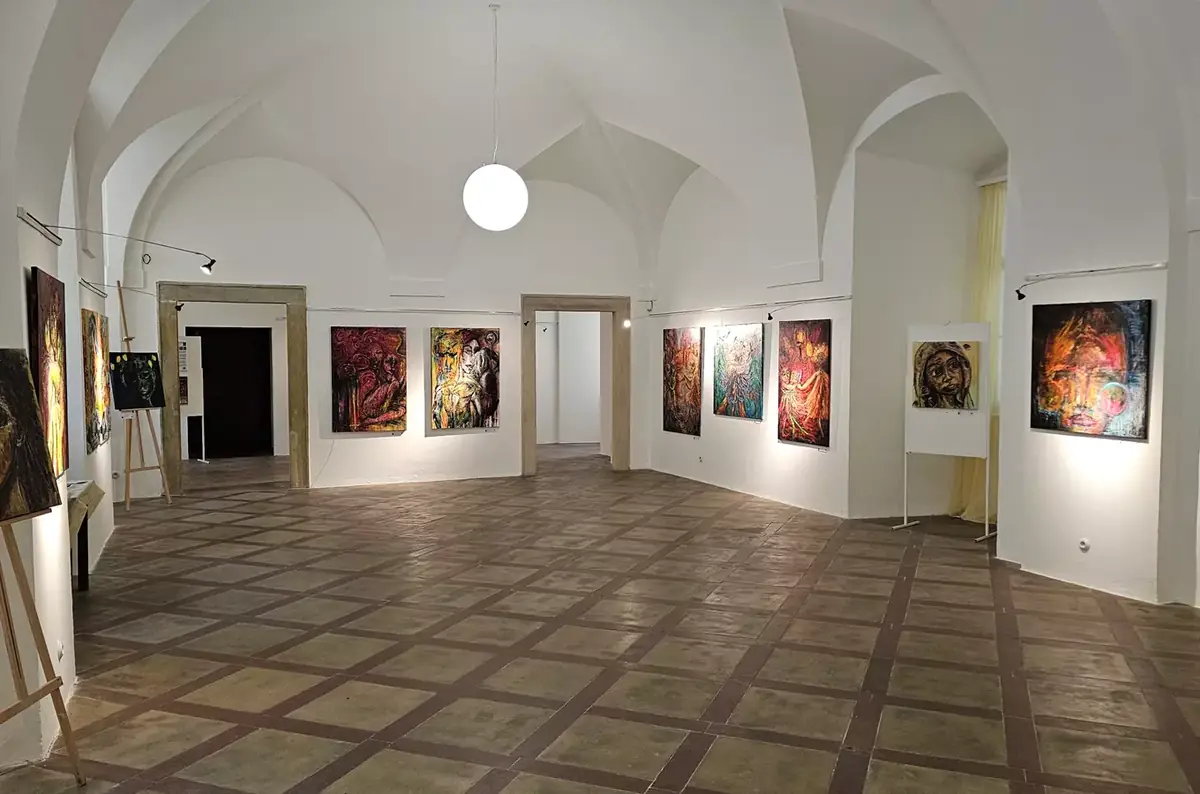 Ausstellung von Gemälden von Lucie Hanyková — Zámek Libochovice, Libochovice