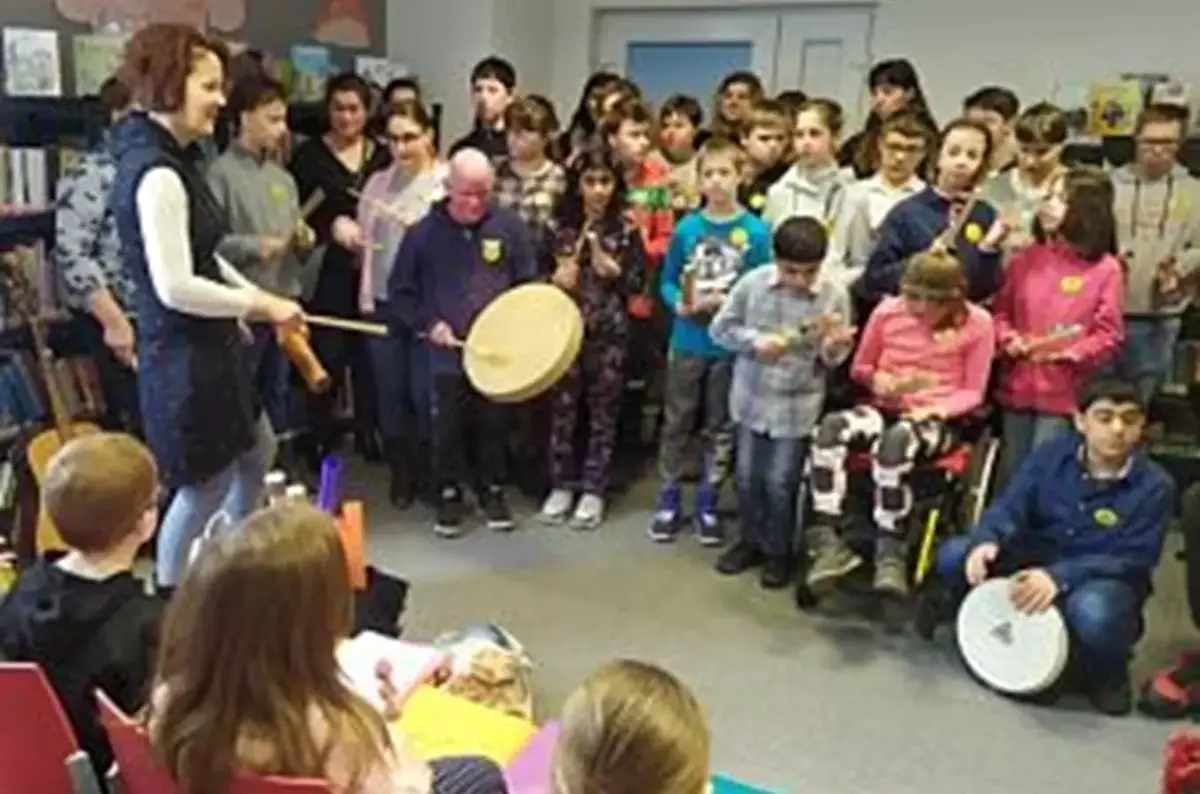 Kinder für Kinder - Musikgruppe Raraši — Stadtbibliothek Jihlava, Jihlava