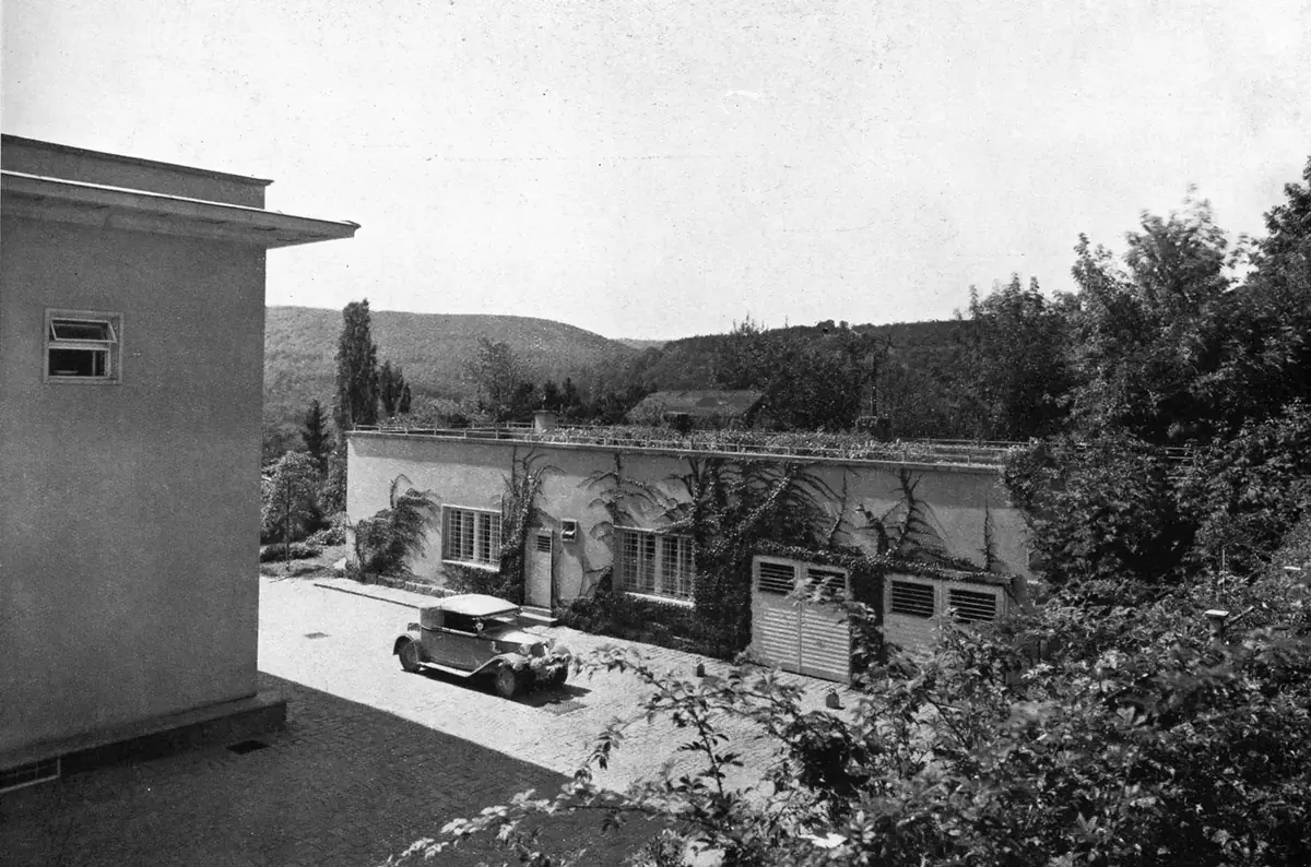 Эмиграция - История невольного путешествия без возврата — Vila Stiassni, Брно
