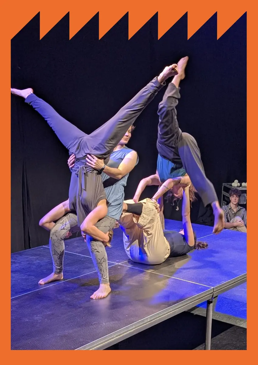 Zirkus-Workshop mit Cirk La Putyka (14+) — Industra, Brünn
