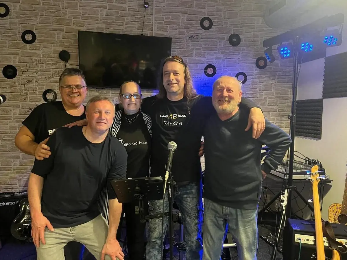 HaasBand — Fabrika, Свитавы