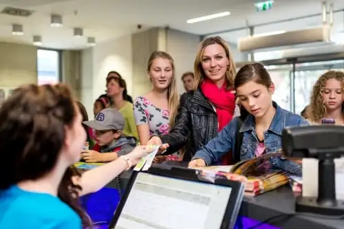 Freier Eintritt mit Schulzeugnis!