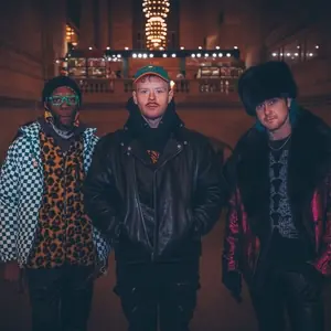 TOO MANY ZOOZ — Metro Music Bar, Brno