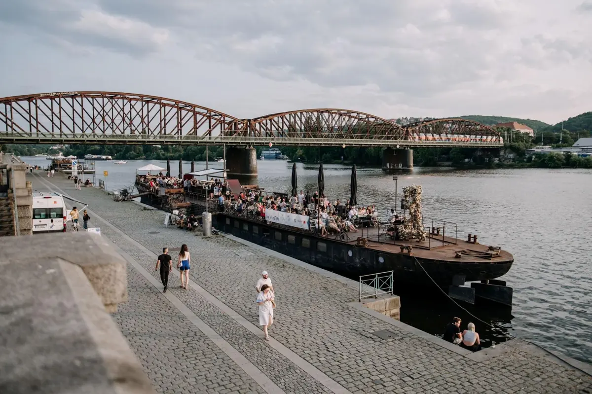 Knihovna na vlnách 2026 — Praha 2, Praha