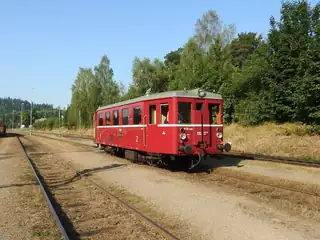 Historickým motoráčkem na hrad Rychmburk