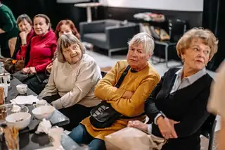 Senior Café