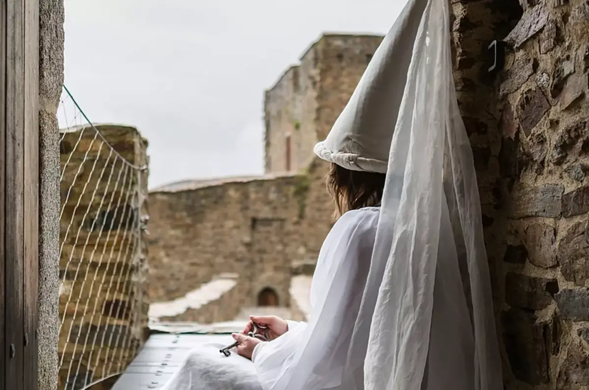 Children's Tours with the White Lady at Velhartice Castle — Velhartice