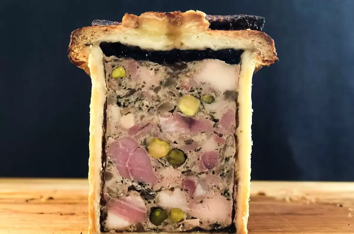 Saint Cochon - французский праздник свиных деликатесов на Шумаве — Boutique hotel Nebespán, Kašperské Hory