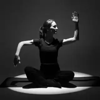 Lenka Schwarzová - Movement Intelligence According to the Feldenkrais Method