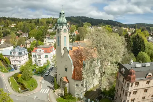 Zascheho odkaz I – Kostel Povýšení sv. Kříže