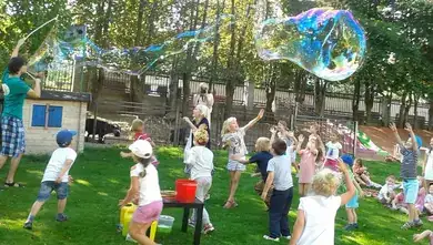 Dětská neděle a maxibubliny na Bezdězu