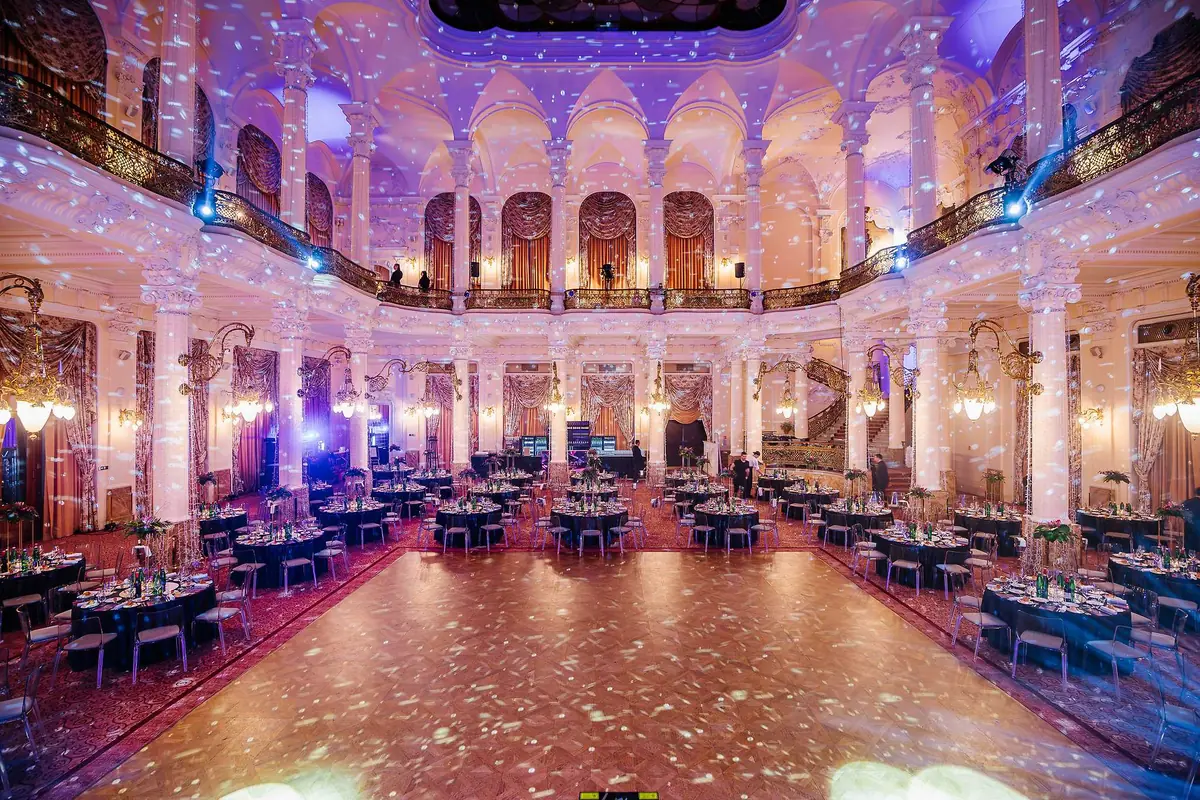 Silvesterfeier im Bond-Stil — Grandhotel Pupp, Karlsbad