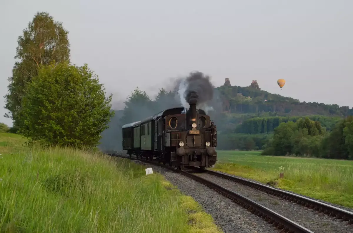 Mit der Dampfbahn durch das Böhmische Paradies 2026 — Klub přátel železnic Českého raje, Turnov