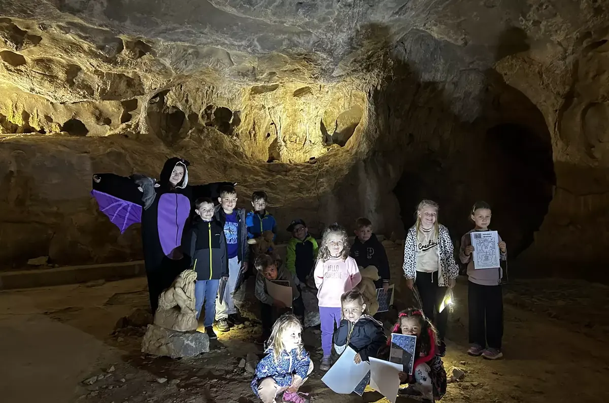 Kinderführungen mit Fledermausführern in den Sloupsko-šošůvské-Höhlen — Sloupsko-šošůvské jeskyně, Sloup