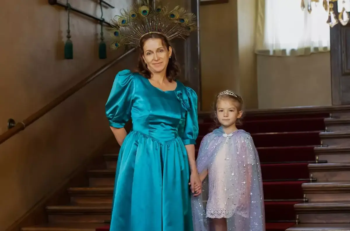 Tours with the Peacock Princess: Where Have Our Peacocks Gone? — Zámek Libochovice, Libochovice