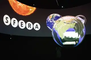Summer Weekends in the Sphere