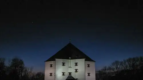 Heartnoize - Martyna Basta and One Leg One Eye at Letohrádek Hvězda