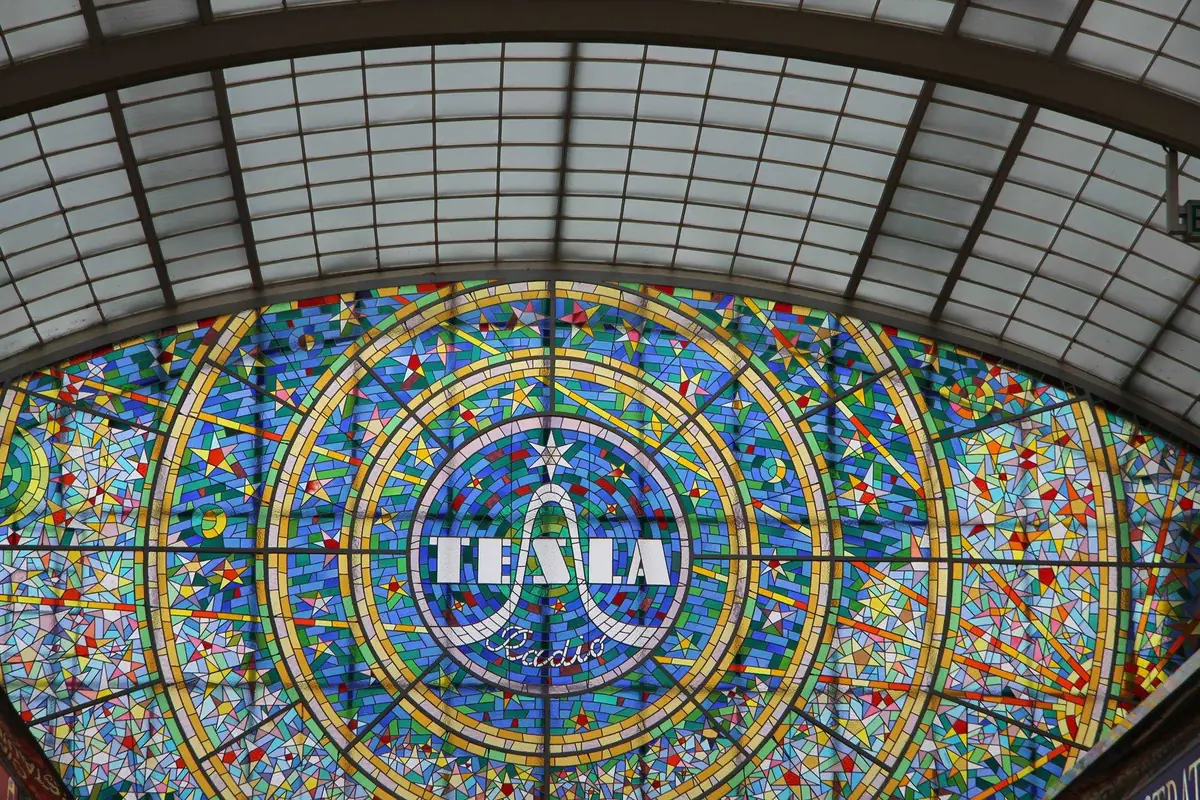 The Phenomenon of Prague's Arcades — Jungmannovo náměstí, Prague