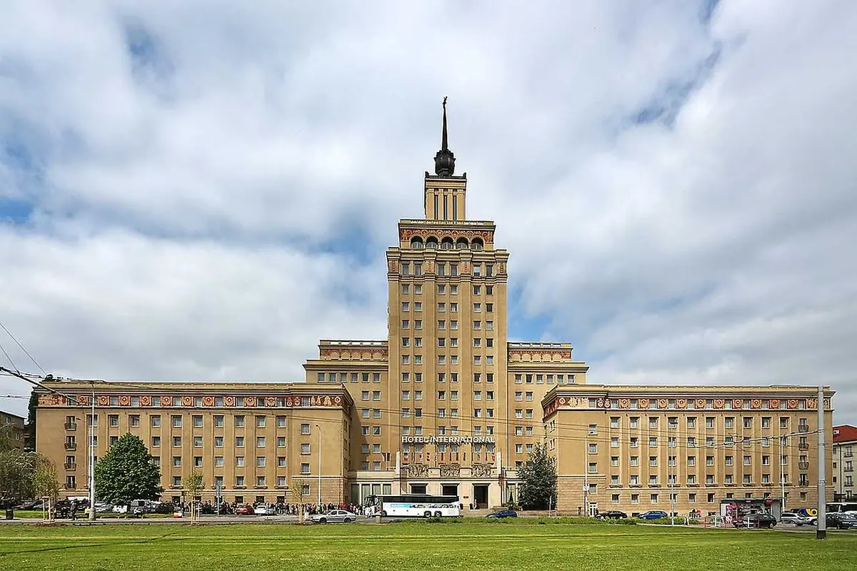 Готель International - пам'ятник комунізму — Hotel International Prague, Прага
